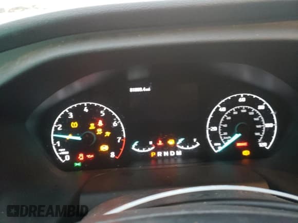 ✅ 2022 Ford Transit Cargo • VIN: 1FTBR1C81NKA73847 • Лот: 44727975. Опубликован ранее на Copart с пробегом 81 869 миль. Бесплатный доступ к архиву аукционных продаж из США и подробный отчёт об истории автомобиля на DreamBid. Изображение 9.