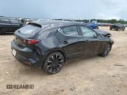 ✅ 2025 Mazda 3 S Preferred • VIN: JM1BPALM9S1758912 • Lot: 63060145. Wystawiony na Copart z przebiegiem 13 436 mil. Bezpłatny archiwum sprzedaży aukcyjnych z USA i szczegółowy raport historii pojazdu na DreamBid. Zdjęcie 3.