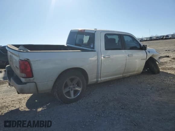 ✅ 2009 Dodge 1500 SLT • VIN: 1D3HV13T09S732119 • Lot: 42344505. Wystawiony na Copart z przebiegiem 298 500 mil. Bezpłatny archiwum sprzedaży aukcyjnych z USA i szczegółowy raport historii pojazdu na DreamBid. Zdjęcie 3.