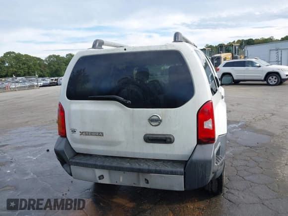 ✅ 2013 Nissan Xterra S • VIN: 5N1AN0NUXDN818096 • Lot: 43339051. Listed on IAAI with 293,220 mi. Free auction sales archive from the USA and detailed vehicle history report at DreamBid. Image 16.