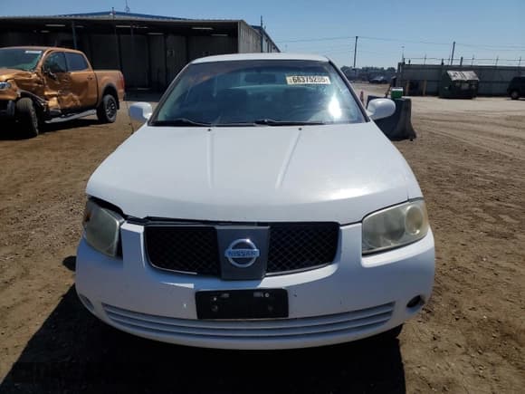 ✅ 2005 Nissan Sentra S • VIN: 3N1CB51D15L571113 • Lot: 68375255. Listed on Copart with 127,562 mi. Free auction sales archive from the USA and detailed vehicle history report at DreamBid. Image 5.