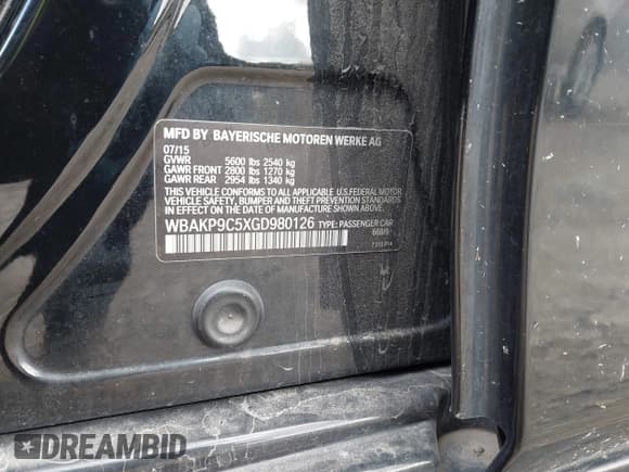 ✅ 2016 BMW 5 Series 550i xDrive • VIN: WBAKP9C5XGD980126 • Lot: 43567631. Wystawiony na IAAI z przebiegiem Nie podano. Bezpłatny archiwum sprzedaży aukcyjnych z USA i szczegółowy raport historii pojazdu na DreamBid. Zdjęcie 9.