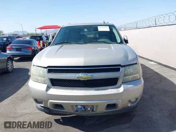 ✅ 2008 Chevrolet Suburban 2LT • VIN: 3GNFC16098G296293 • Lot: 42543429. Listed on IAAI with 184,659 mi. Free auction sales archive from the USA and detailed vehicle history report at DreamBid. Image 6.