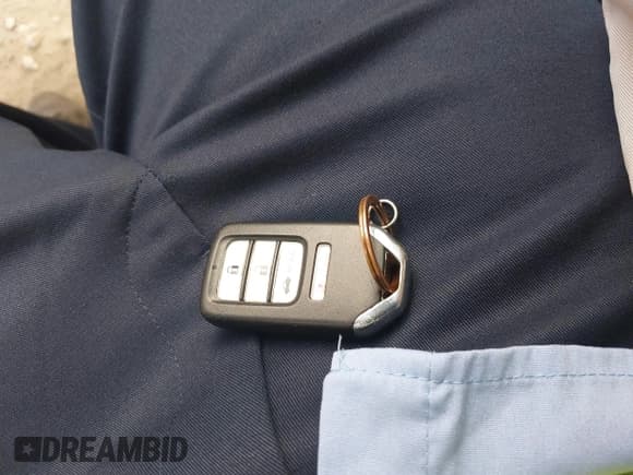 ✅ 2018 Honda Accord Sport • VIN: 1HGCV1F34JA252613 • Lot: 43285779. Listed on IAAI with 145,206 mi. Free auction sales archive from the USA and detailed vehicle history report at DreamBid. Image 11.