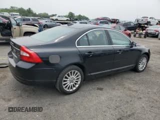 ✅ 2008 Volvo S80 3.2L • VIN: YV1AS982881077403 • Lot: 60961795. Listed on Copart with 136,048 mi. Free auction sales archive from the USA and detailed vehicle history report at DreamBid. Image 3.