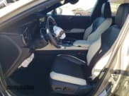 ✅ 2023 Lexus NX 350h Luxury • VIN: 2T2HKCEZ5PC013411 • Lot: 85705704. Wystawiony na Copart z przebiegiem 28 660 mil. Bezpłatny archiwum sprzedaży aukcyjnych z USA i szczegółowy raport historii pojazdu na DreamBid. Zdjęcie 7.