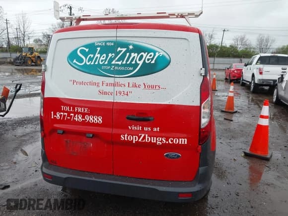 ✅ 2018 Ford Transit Connect XL • VIN: NM0LS7E7XJ1352968 • Lot: 41921410. Wystawiony na IAAI z przebiegiem 145 093 mil. Bezpłatny archiwum sprzedaży aukcyjnych z USA i szczegółowy raport historii pojazdu na DreamBid. Zdjęcie 16.