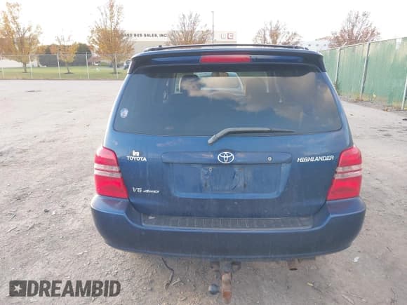 ✅ 2003 Toyota Highlander • VIN: JTEHF21AX30145406 • Lot: 43717493. Listed on IAAI with 212,295 mi. Free auction sales archive from the USA and detailed vehicle history report at DreamBid. Image 16.