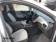 ✅ 2022 Chevrolet Equinox LS • VIN: 3GNAXSEVXNS172186 • Lot: 43214645. Wystawiony na IAAI z przebiegiem 63 950 mil. Bezpłatny archiwum sprzedaży aukcyjnych z USA i szczegółowy raport historii pojazdu na DreamBid. Zdjęcie 5.