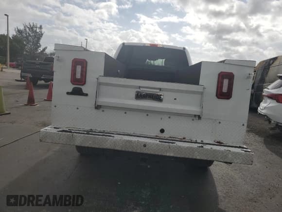 ✅ 2019 Ford F-250 • VIN: 1FD7W2ATXKED84985 • Lot: 51567545. Listed on Copart with 146,726 mi. Free auction sales archive from the USA and detailed vehicle history report at DreamBid. Image 6.