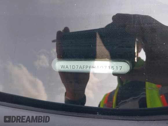 ✅ 2017 Audi Q5 Premium Plus • VIN: WA1D7AFP6HA071517 • Lot: 42931668. Listed on IAAI with 69,363 mi. Free auction sales archive from the USA and detailed vehicle history report at DreamBid. Image 17.