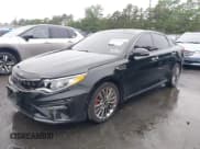 ✅ 2019 Kia Optima SX • VIN: 5XXGV4L28KG306871 • Lot: 42499849. Wystawiony na IAAI z przebiegiem 129 580 mil. Bezpłatny archiwum sprzedaży aukcyjnych z USA i szczegółowy raport historii pojazdu na DreamBid. Zdjęcie 2.