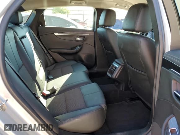 ✅ 2018 Chevrolet Impala LT • VIN: 1G1105S35JU132618 • Лот: 73169004. Опубликован ранее на Copart с пробегом Не указан. Бесплатный доступ к архиву аукционных продаж из США и подробный отчёт об истории автомобиля на DreamBid. Изображение 10.