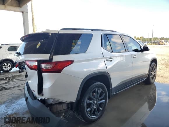 ✅ 2019 Chevrolet Traverse RS • VIN: 1GNERJKX3KJ245939 • Lot: 69176214. Wystawiony na Copart z przebiegiem Nie podano. Bezpłatny archiwum sprzedaży aukcyjnych z USA i szczegółowy raport historii pojazdu na DreamBid. Zdjęcie 3.