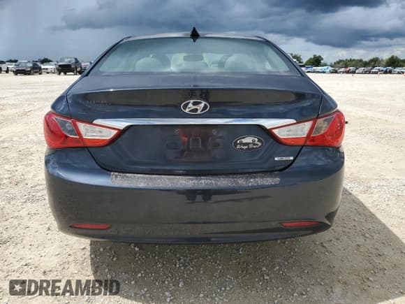 ✅ 2011 Hyundai Sonata Limited • VIN: 5NPEC4AC0BH288346 • Lot: 73546484. Listed on Copart with 256,254 mi. Free auction sales archive from the USA and detailed vehicle history report at DreamBid. Image 6.