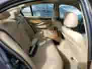 2003 BMW 3 Series 325i z VIN WBAEV334X3KR25656, wystawiony jako Copart lot #87478855 z przebiegiem 262 935 mil mil oraz Czysty tytuł • Clean title. Historia ofert i sprzedaży dostępna na DreamBid. Obrazek 10.