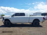✅ 2018 Ram 2500 Big Horn • VIN: 3C6UR5ML8JG233489 • Lot: 41915497. Wystawiony na IAAI z przebiegiem 43 381 mil. Bezpłatny archiwum sprzedaży aukcyjnych z USA i szczegółowy raport historii pojazdu na DreamBid. Zdjęcie 14.