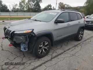 ✅ 2014 Jeep Cherokee Trailhawk • VIN: 1C4PJMBS4EW237676 • Lot: 90311955. Wystawiony na Copart z przebiegiem 139 736 mil. Bezpłatny archiwum sprzedaży aukcyjnych z USA i szczegółowy raport historii pojazdu na DreamBid. Zdjęcie 1.