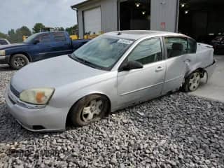 2004 Chevrolet Malibu LT z VIN 1G1ZU54844F172035, wystawiony jako Copart lot #72041525 z przebiegiem 161 358 mil mil oraz Szkoda całkowita • Salvage title. Historia ofert i sprzedaży dostępna na DreamBid. Obrazek 1.