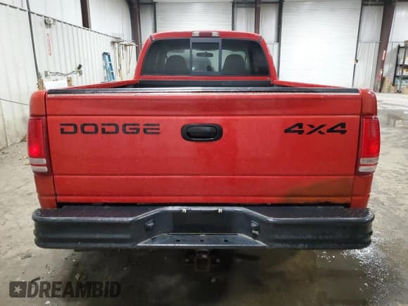 ✅ 2002 Dodge Dakota • VIN: 1B7GG32XX2S510126 • Lot: 80562074. Wystawiony na Copart z przebiegiem 121 890 mil. Bezpłatny archiwum sprzedaży aukcyjnych z USA i szczegółowy raport historii pojazdu na DreamBid. Zdjęcie 6.