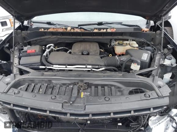 ✅ 2019 Chevrolet Silverado 1500 LT • VIN: 3GCPYDEK7KG138139 • Lot: 43720288. Wystawiony na IAAI z przebiegiem 97 800 mil. Bezpłatny archiwum sprzedaży aukcyjnych z USA i szczegółowy raport historii pojazdu na DreamBid. Zdjęcie 10.