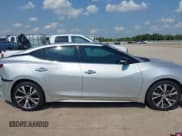 ✅ 2017 Nissan Maxima SR • VIN: 1N4AA6AP3HC440827 • Лот: 43051409. Опубликован ранее на IAAI с пробегом 61 377 миль. Бесплатный доступ к архиву аукционных продаж из США и подробный отчёт об истории автомобиля на DreamBid. Изображение 13.