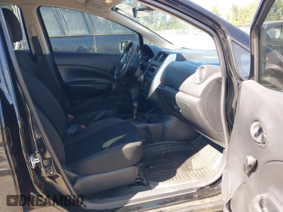 ✅ 2015 Nissan Note S • VIN: 3N1CE2CP0FL410640 • Lot: 42370242. Listed on IAAI with 141,408 mi. Free auction sales archive from the USA and detailed vehicle history report at DreamBid. Image 5.