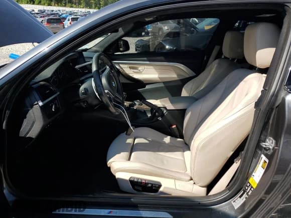 ✅ 2015 BMW 4 Series 435i xDrive • VIN: WBA3R5C57FK370928 • Лот: 70645905. Опубликован ранее на Copart с пробегом 93 710 миль. Бесплатный доступ к архиву аукционных продаж из США и подробный отчёт об истории автомобиля на DreamBid. Изображение 7.