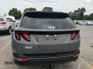 ✅ 2024 Hyundai Tucson SEL • VIN: 5NMJB3DE6RH325206 • Lot: 59273384. Wystawiony na Copart z przebiegiem 19 318 mil. Bezpłatny archiwum sprzedaży aukcyjnych z USA i szczegółowy raport historii pojazdu na DreamBid. Zdjęcie 6.
