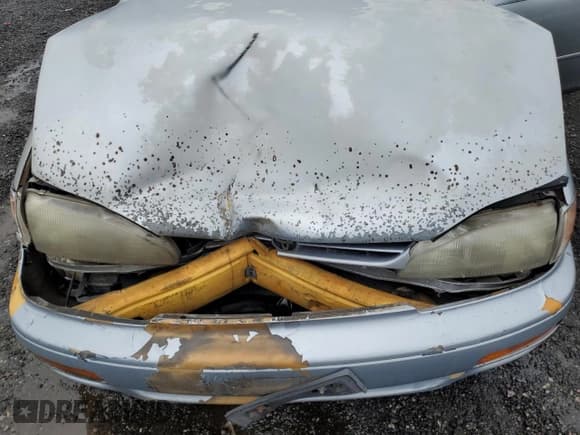 ✅ 1995 Toyota Camry LE • VIN: 4T1SK12E5SU896496 • Lot: 93407485. Wystawiony na Copart z przebiegiem 197 499 mil. Bezpłatny archiwum sprzedaży aukcyjnych z USA i szczegółowy raport historii pojazdu na DreamBid. Zdjęcie 11.