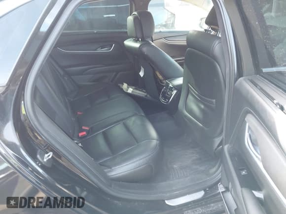 ✅ 2014 Cadillac XTS Livery • VIN: 2G61U5S35E9263713 • Лот: 41570661. Опубликован ранее на IAAI с пробегом 354 074 миль. Бесплатный доступ к архиву аукционных продаж из США и подробный отчёт об истории автомобиля на DreamBid. Изображение 8.