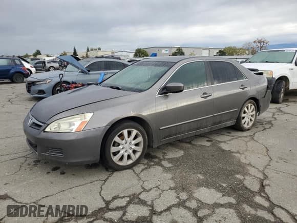 ✅ 2006 Honda Accord EX-L • VIN: 1HGCM66516A060221 • Lot: 93129605. Listed on Copart with 152,523 mi. Free auction sales archive from the USA and detailed vehicle history report at DreamBid. Image 1.