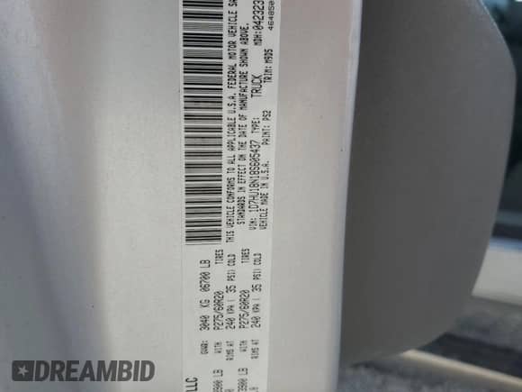 2008 Dodge 1500 SLT z VIN 1D7HU18N18S605437, wystawiony jako Copart lot #82663635 z przebiegiem 201 497 mil mil oraz Szkoda całkowita • Salvage title. Historia ofert i sprzedaży dostępna na DreamBid. Obrazek 12.