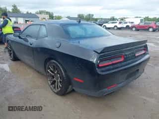2016 Dodge Challenger SRT Hellcat z VIN 2C3CDZC92GH225238, wystawiony jako IAAI lot #43123789 z przebiegiem 9 055 mil mil oraz . Historia ofert i sprzedaży dostępna na DreamBid. Obrazek 3.