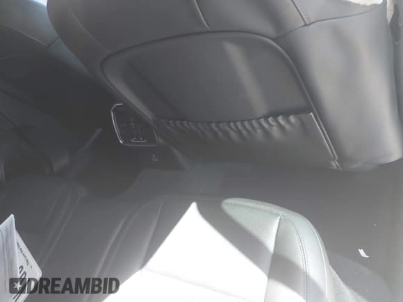 ✅ 2024 Porsche Macan S • VIN: WP1AG2A51RLB39585 • Lot: 41750024. Wystawiony na IAAI z przebiegiem Nie podano. Bezpłatny archiwum sprzedaży aukcyjnych z USA i szczegółowy raport historii pojazdu na DreamBid. Zdjęcie 8.