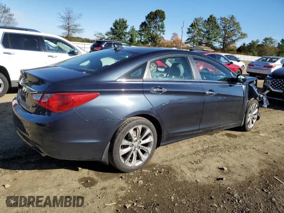 ✅ 2011 Hyundai Sonata Limited • VIN: 5NPEC4AC0BH274057 • Lot: 86437495. Listed on Copart with 157,715 mi. Free auction sales archive from the USA and detailed vehicle history report at DreamBid. Image 3.