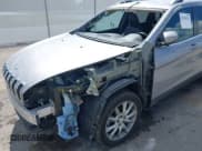 ✅ 2018 Jeep Cherokee Limited • VIN: 1C4PJLDB2JD605009 • Лот: 43128122. Опубликован ранее на IAAI с пробегом 96 788 миль. Бесплатный доступ к архиву аукционных продаж из США и подробный отчёт об истории автомобиля на DreamBid. Изображение 18.