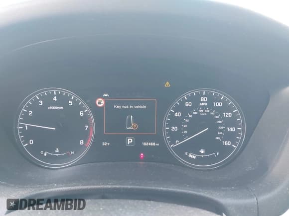 ✅ 2015 Hyundai Genesis 3.8L • VIN: KMHGN4JE8FU098807 • Lot: 41407078. Wystawiony na IAAI z przebiegiem 102 468 mil. Bezpłatny archiwum sprzedaży aukcyjnych z USA i szczegółowy raport historii pojazdu na DreamBid. Zdjęcie 7.