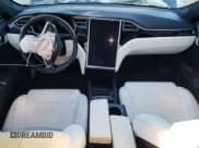 ✅ 2017 Tesla Model S 100D • VIN: 5YJSA1E2XHF199948 • Lot: 46367635. Wystawiony na Copart z przebiegiem 76 284 mil. Bezpłatny archiwum sprzedaży aukcyjnych z USA i szczegółowy raport historii pojazdu na DreamBid. Zdjęcie 8.