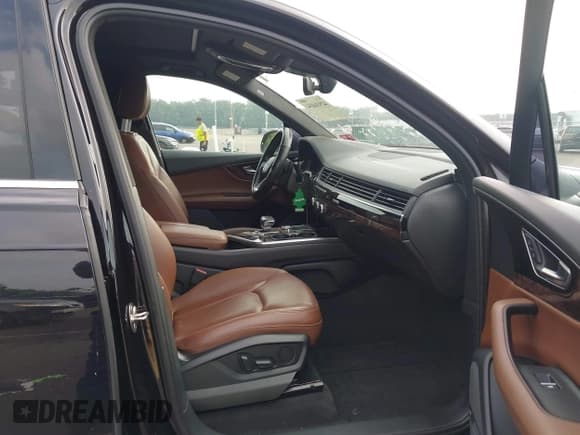 ✅ 2018 Audi Q7 Premium Plus • VIN: WA1LAAF73JD030408 • Лот: 42936854. Опубликован ранее на IAAI с пробегом 98 023 миль. Бесплатный доступ к архиву аукционных продаж из США и подробный отчёт об истории автомобиля на DreamBid. Изображение 5.