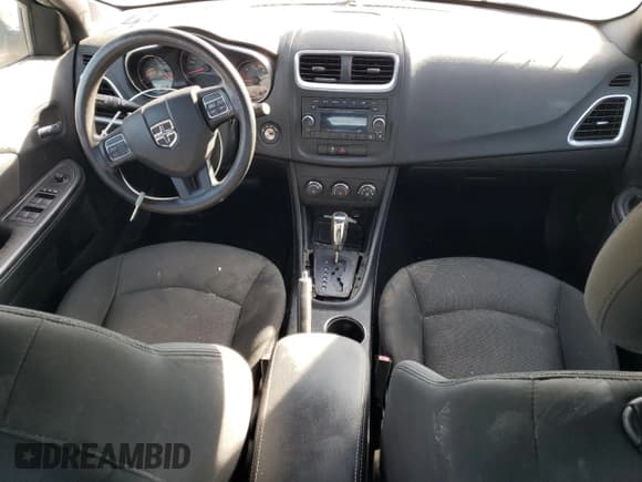 ✅ 2013 Dodge Avenger SE • VIN: 1C3CDZAB8DN665411 • Lot: 80040884. Wystawiony na Copart z przebiegiem 115 329 mil. Bezpłatny archiwum sprzedaży aukcyjnych z USA i szczegółowy raport historii pojazdu na DreamBid. Zdjęcie 8.