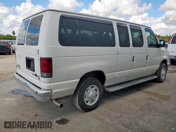 ✅ 2009 Ford Econoline Passenger XL • VIN: 1FBNE31L19DA54208 • Лот: 92701405. Опубликован ранее на Copart с пробегом 127 277 миль. Бесплатный доступ к архиву аукционных продаж из США и подробный отчёт об истории автомобиля на DreamBid. Изображение 3.