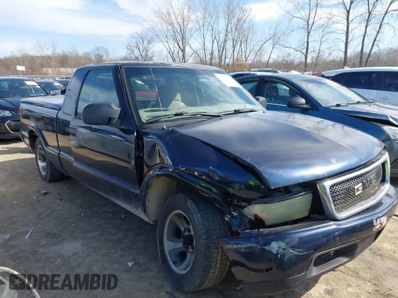 ✅ 2003 GMC Sonoma SLS • VIN: 1GTCS19X538118757 • Lot: 41794576. Wystawiony na IAAI z przebiegiem 184 482 mil. Bezpłatny archiwum sprzedaży aukcyjnych z USA i szczegółowy raport historii pojazdu na DreamBid. Zdjęcie 1.