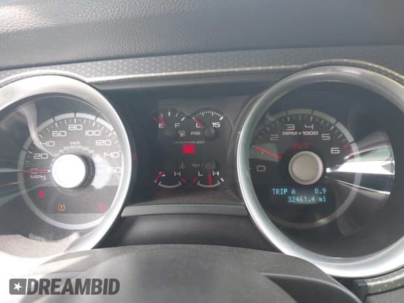 ✅ 2010 Ford Mustang GT500 • VIN: 1ZVBP8JS9A5130203 • Лот: 42064720. Опубликован ранее на IAAI с пробегом 32 461 миль. Бесплатный доступ к архиву аукционных продаж из США и подробный отчёт об истории автомобиля на DreamBid. Изображение 7.