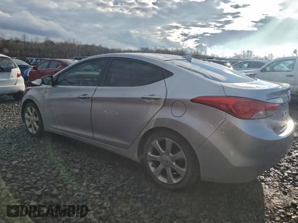 ✅ 2013 Hyundai Elantra GLS • VIN: 5NPDH4AE4DH271048 • Lot: 93466885. Listed on Copart with 98,971 mi. Free auction sales archive from the USA and detailed vehicle history report at DreamBid. Image 2.