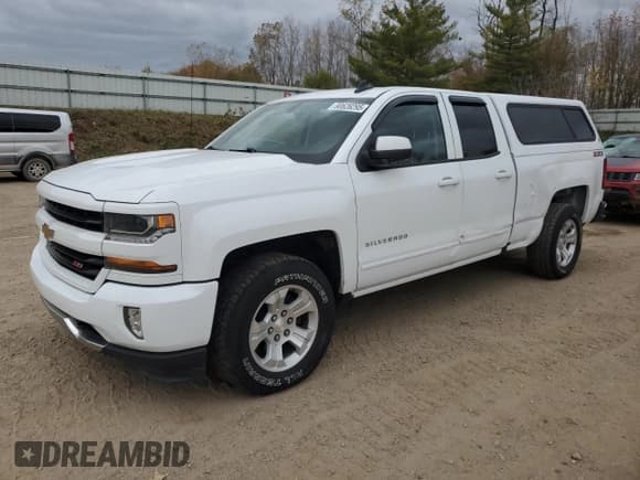 ✅ 2017 Chevrolet Silverado 1500 LT • VIN: 1GCVKREC0HZ377524 • Лот: 90626295. Опубликован ранее на Copart с пробегом 120 633 миль. Бесплатный доступ к архиву аукционных продаж из США и подробный отчёт об истории автомобиля на DreamBid. Изображение 1.