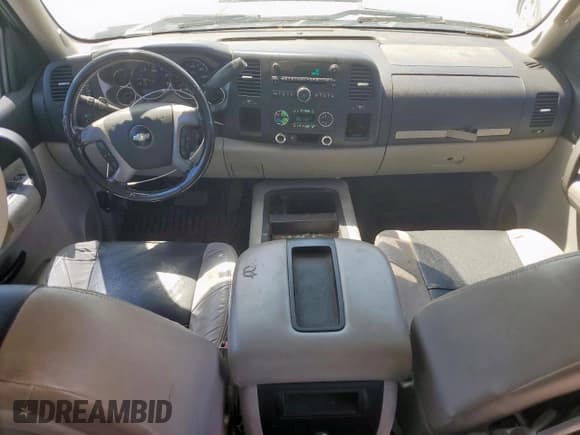 ✅ 2007 Chevrolet Silverado 1500 LTZ • VIN: 2GCEC13J371520196 • Lot: 51127355. Listed on Copart with 183,121 mi. Free auction sales archive from the USA and detailed vehicle history report at DreamBid. Image 8.