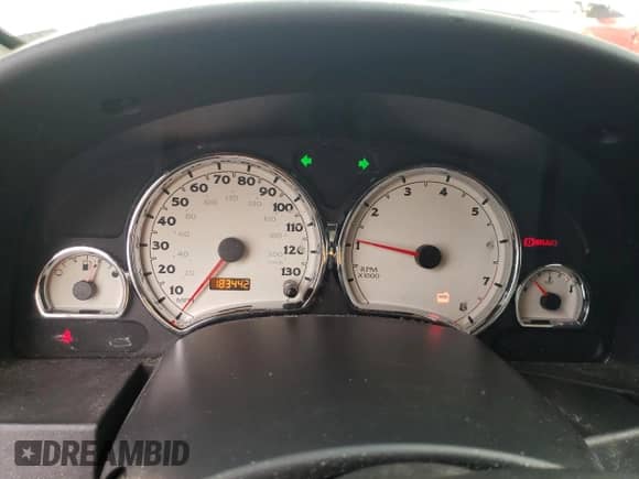 2005 Saturn VUE z VIN 5GZCZ53495S814043, wystawiony jako Copart lot #50958264 z przebiegiem 183 442 mil mil oraz Nie do naprawy • Non repairable. Historia ofert i sprzedaży dostępna na DreamBid. Obrazek 9.