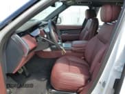 ✅ 2025 Land Rover Range Rover SE • VIN: SALKP9FU1SA296719 • Lot: 54796385. Wystawiony na Copart z przebiegiem 839 mil. Bezpłatny archiwum sprzedaży aukcyjnych z USA i szczegółowy raport historii pojazdu na DreamBid. Zdjęcie 7.