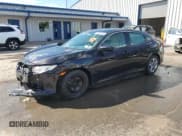 ✅ 2017 Honda Civic LX • VIN: 19XFC2F51HE225630 • Lot: 71823415. Listed on Copart with 189,963 mi. Free auction sales archive from the USA and detailed vehicle history report at DreamBid. Image 1.